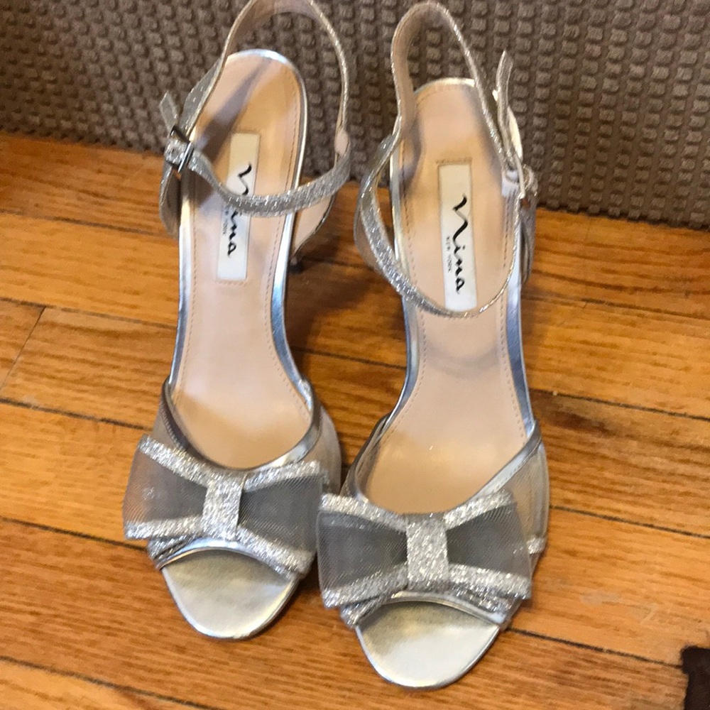 Mina sandals
